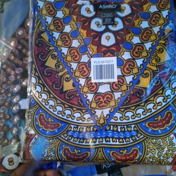 Dresses - Picture 3 of 5